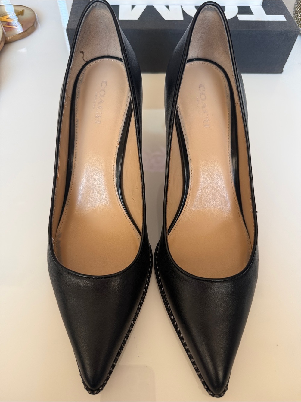 Coach Black Leather Studded Pointed Toe Pumps Heels Size 8.5B